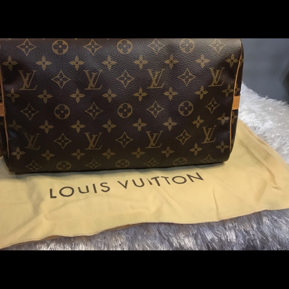Louis Vuitton speedy Bandoulier30 SOLD TO TRADESY - Picture 10 of 16